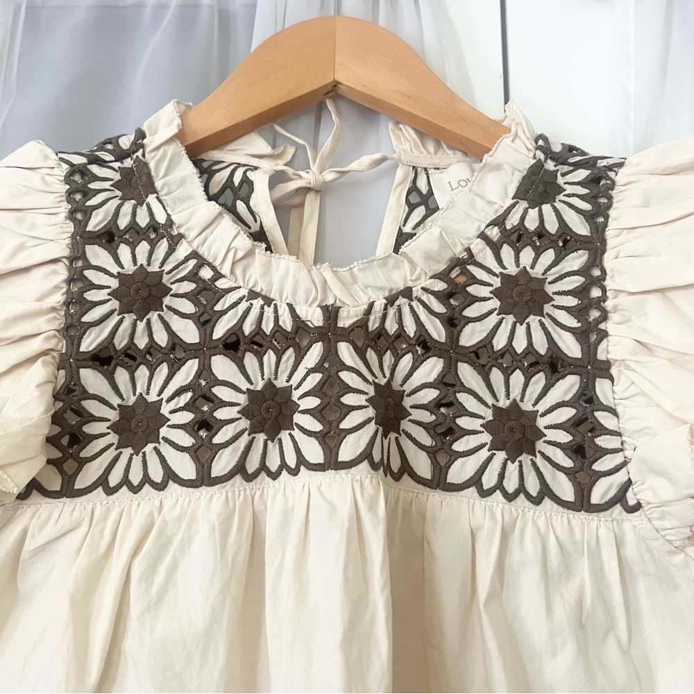 Anthropologie LOVE THE LABEL Sonora Flutter Sleeve Eyelet Top Cloud Cream Sz XS - Picture 5 of 10
